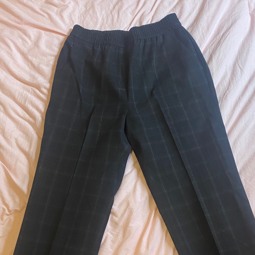 Aritzia Black Plaid Women's Trousers
